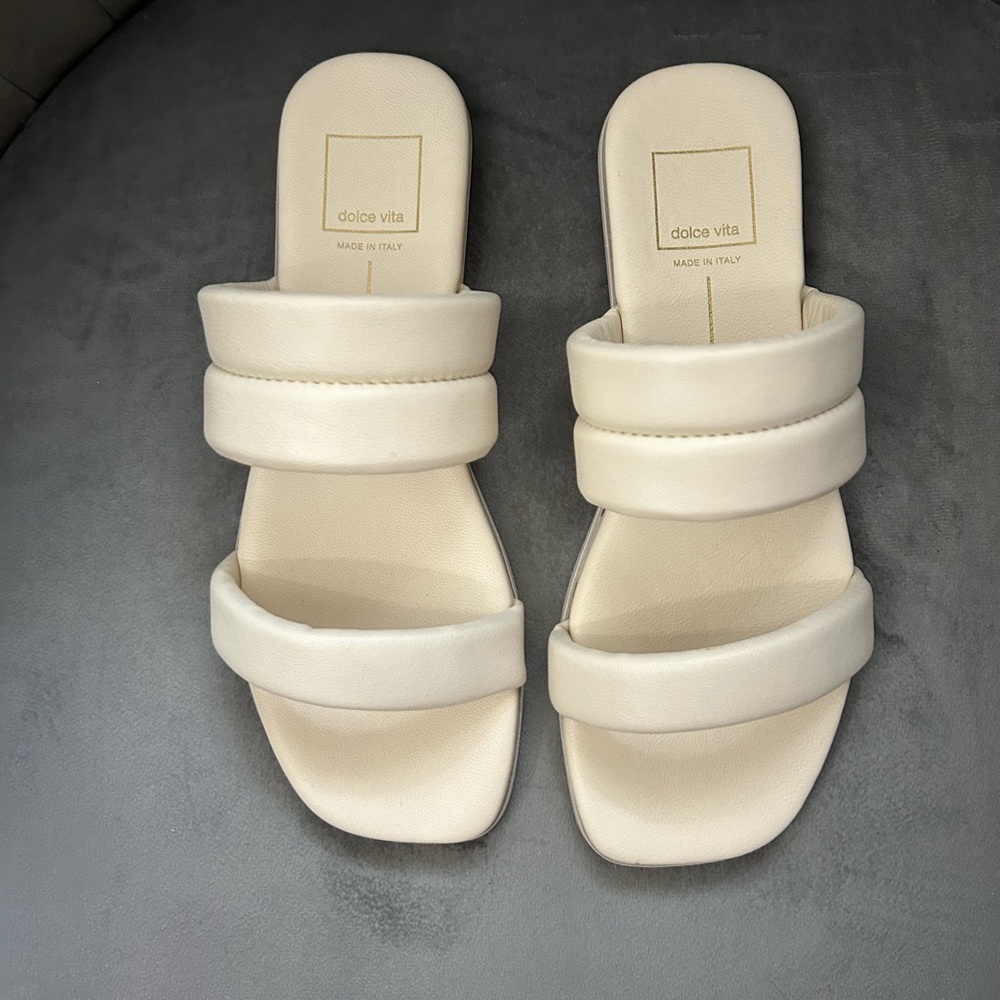 Dolce Vita Adore Sandal - Ivory leather - size 6.5